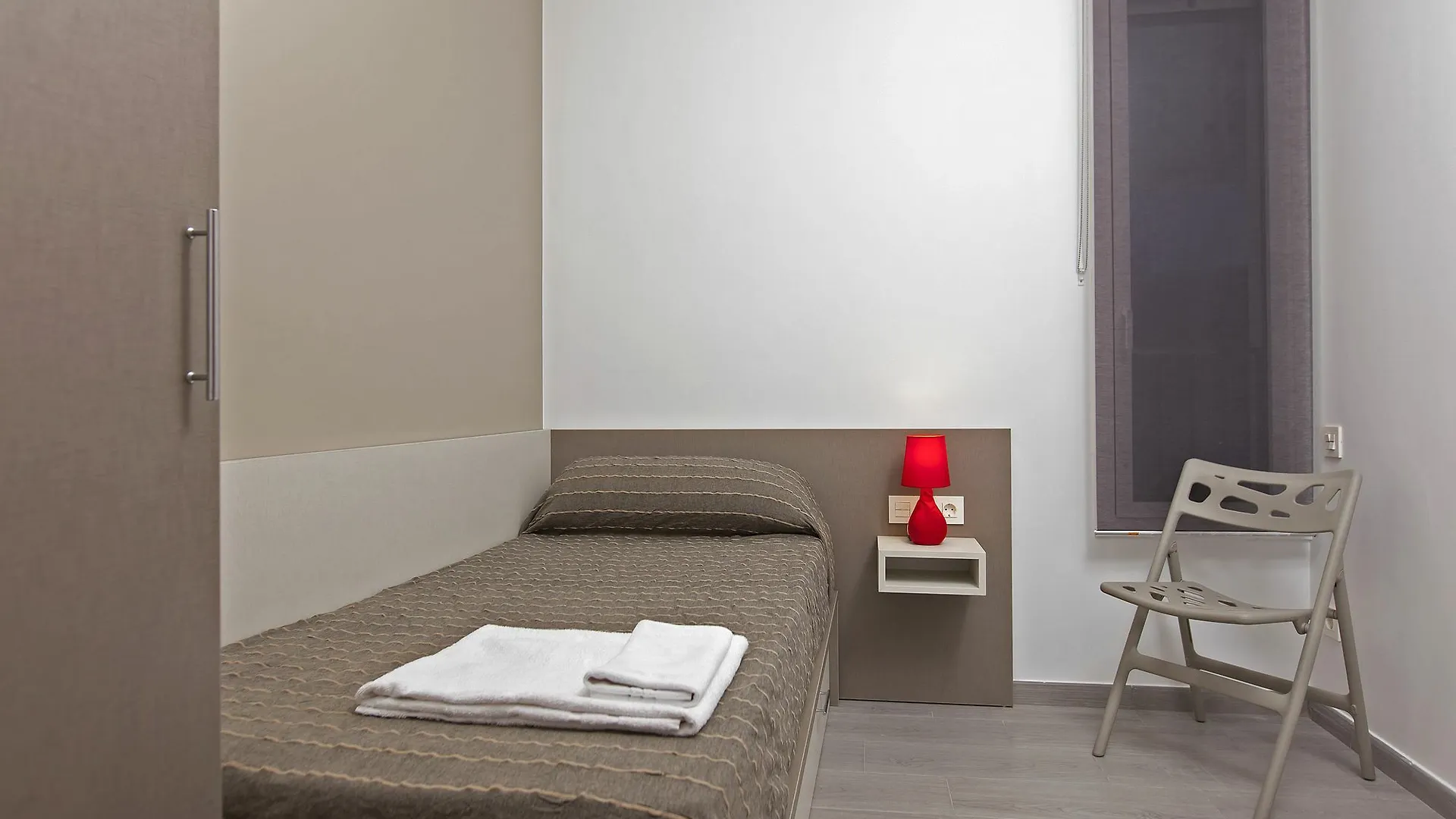 Gaudi Flats Apartment Barcelona 0*,  Spain